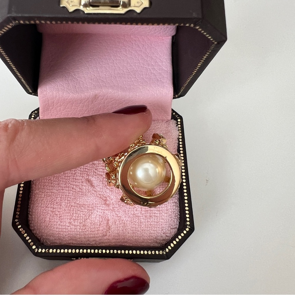 NWT Juicy Couture Gold Crown With Pearl Charm - Picture 5 of 9